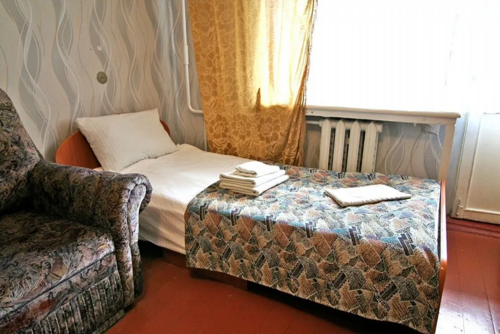 Простая 2к.квартира для командировочных Бабушкина