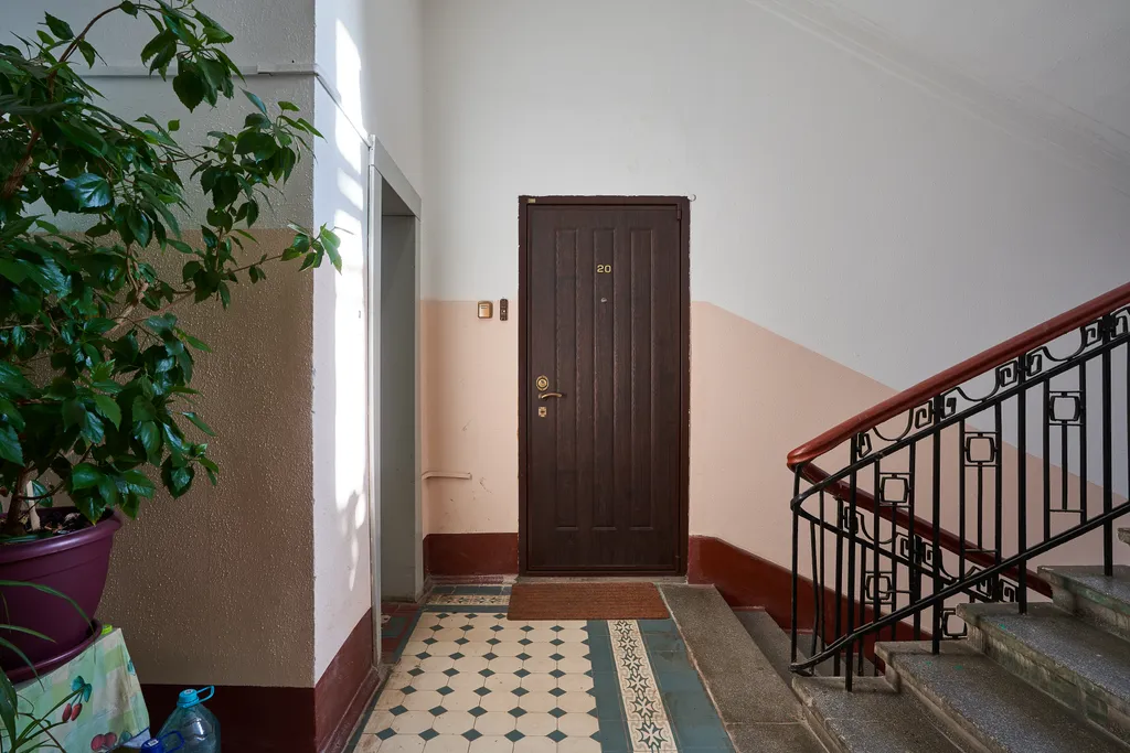 Квартира 3-комнатная квартира в знаменитом доме на Патриарших прудах в центре — Москва