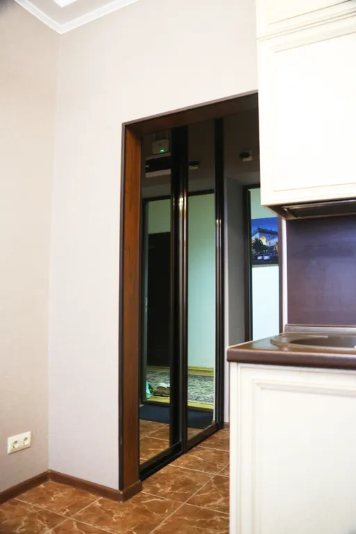 Квартира Апартаменты в центре с видом на море — Сочи