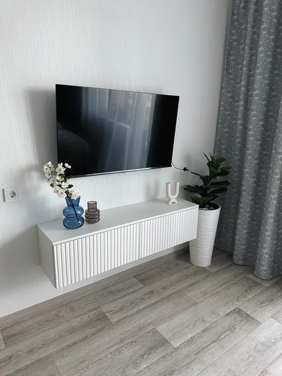 Студия с панорамной лоджией у арены Трактор