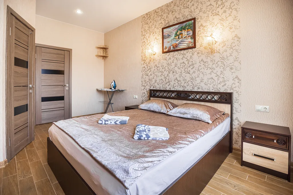 Большая евродвушка на берегу открытого моря