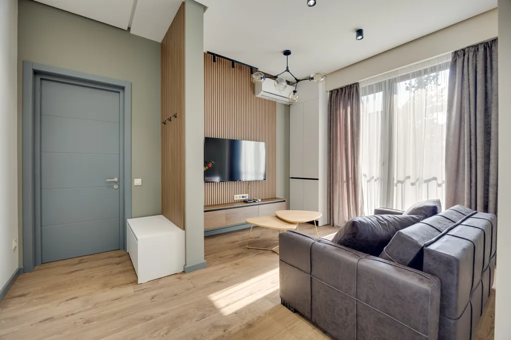 10 минут пешком до Старого Тбилиси