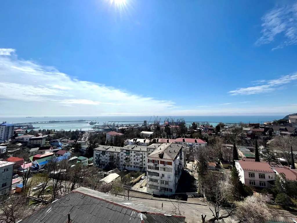 Двухкомнатная с видом на море