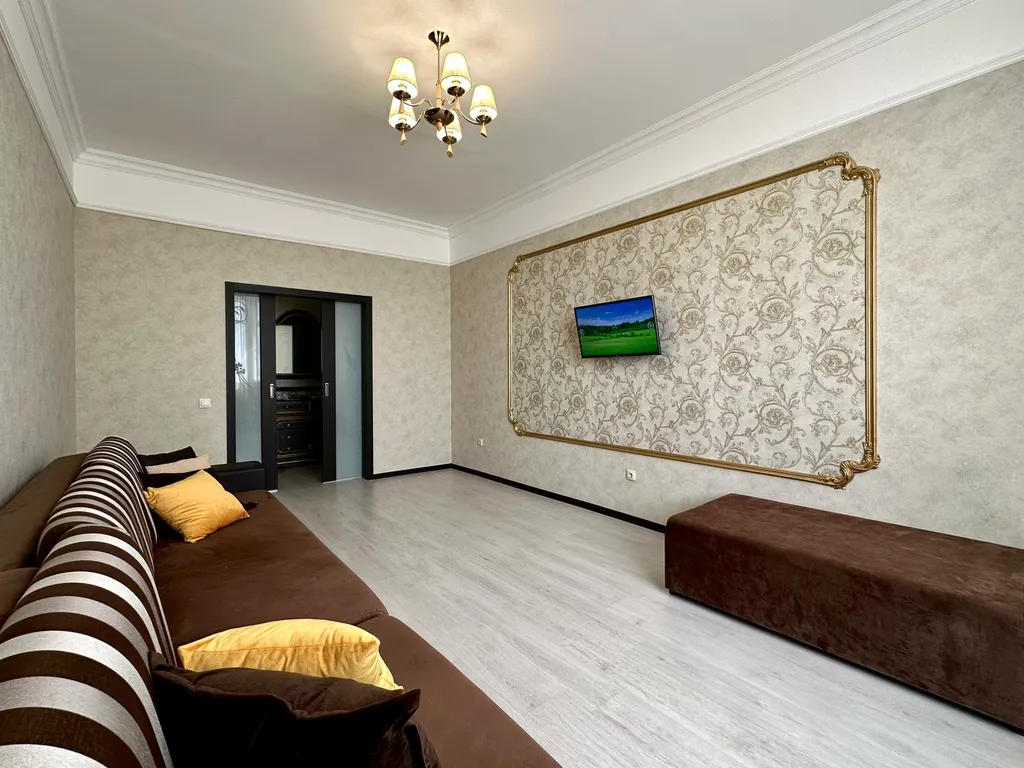 2-комнатная квартира рядом с СКК Оренбуржье