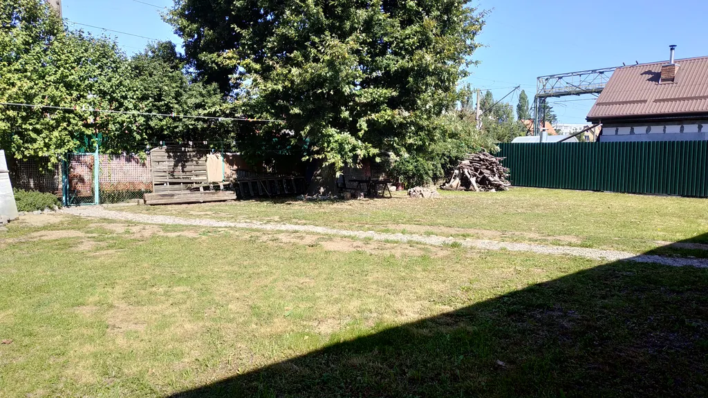 Квартира в домике с отдельным входом и парковкой