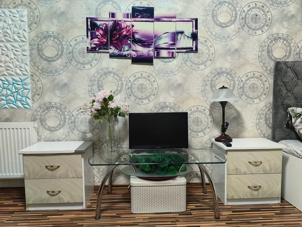 Квартира 1-к квартира на Емельянова, в городе — Калининград