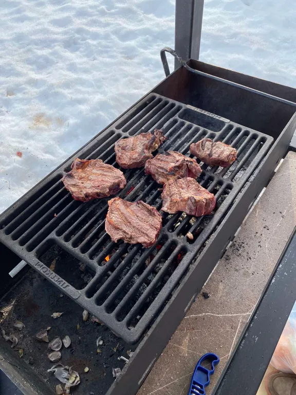 База отдыха на берегу реки Волги