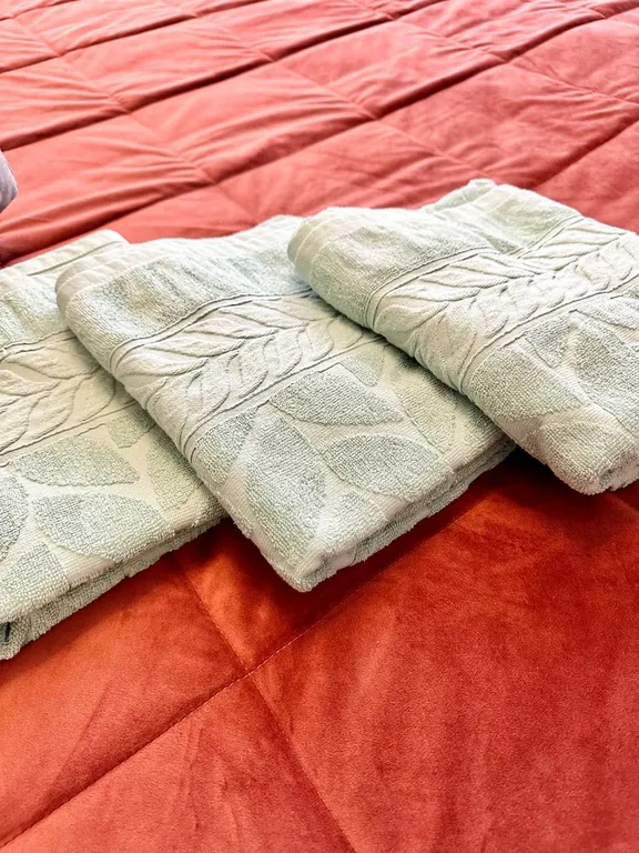 Дизайнерская студия в двух шагах от моря с бассейном