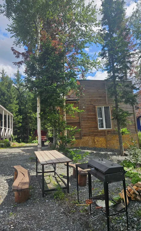 Коттедж Дом в живописнейшем месте в окружении кедровых и пихтовых деревьев — Шерегеш