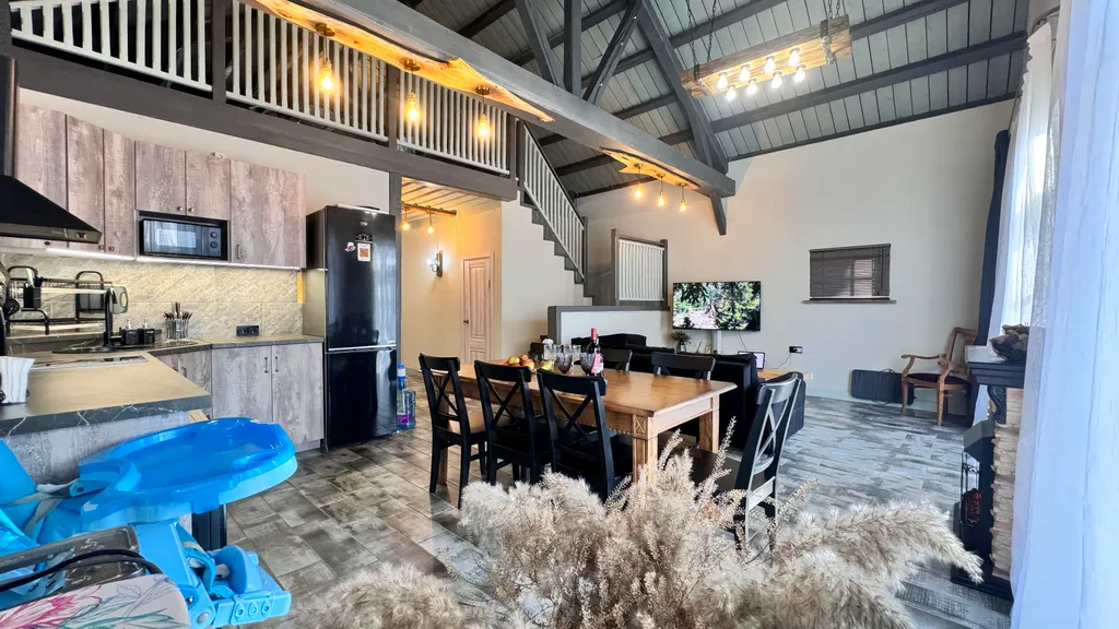 Коттедж Black&White у пристани в центре города