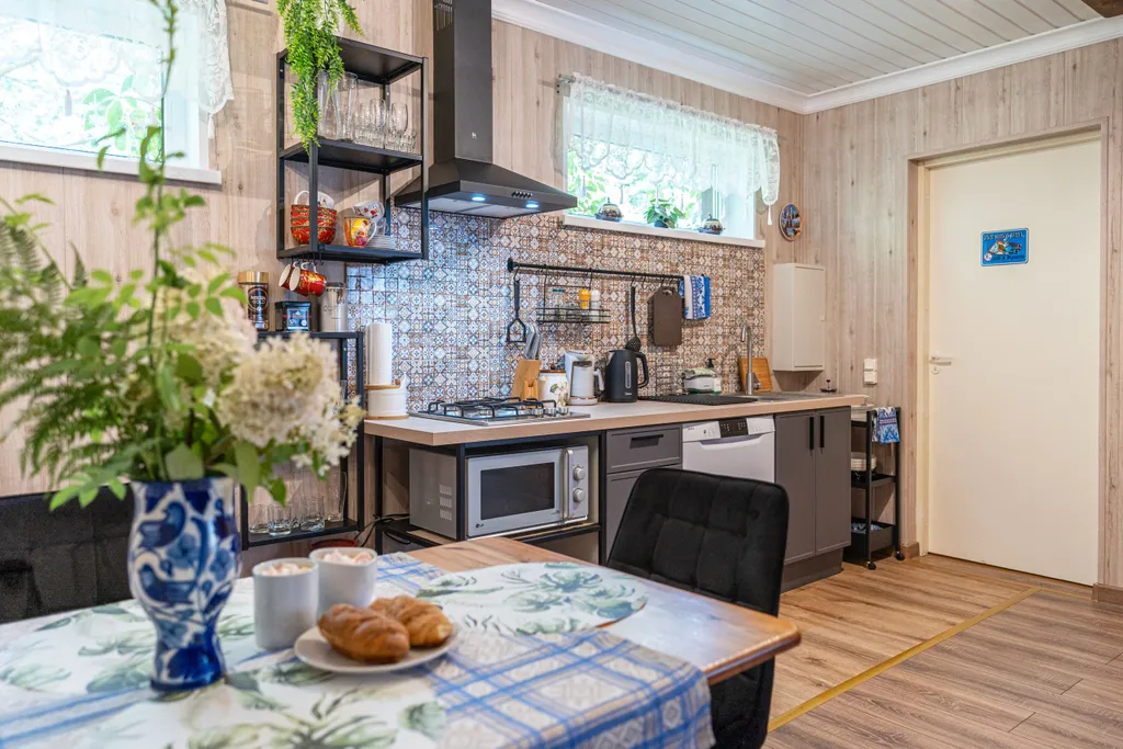 Коттедж с горячей купелью рядом с Выборгом