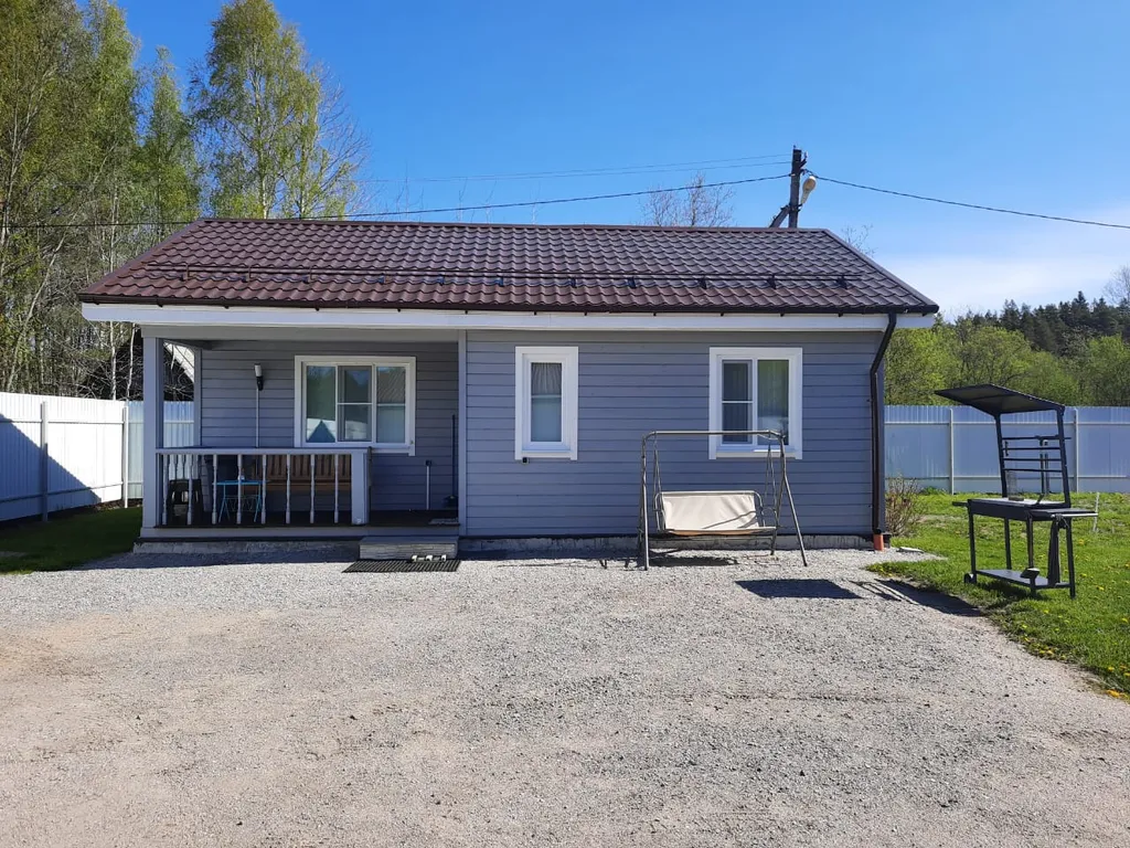 Дом на озере Вуокса с баней и беседкой