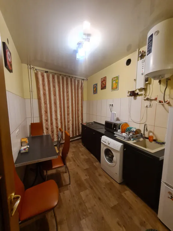 2 комнатная квартира с раздельными комнатами. на ул. Донская 26А