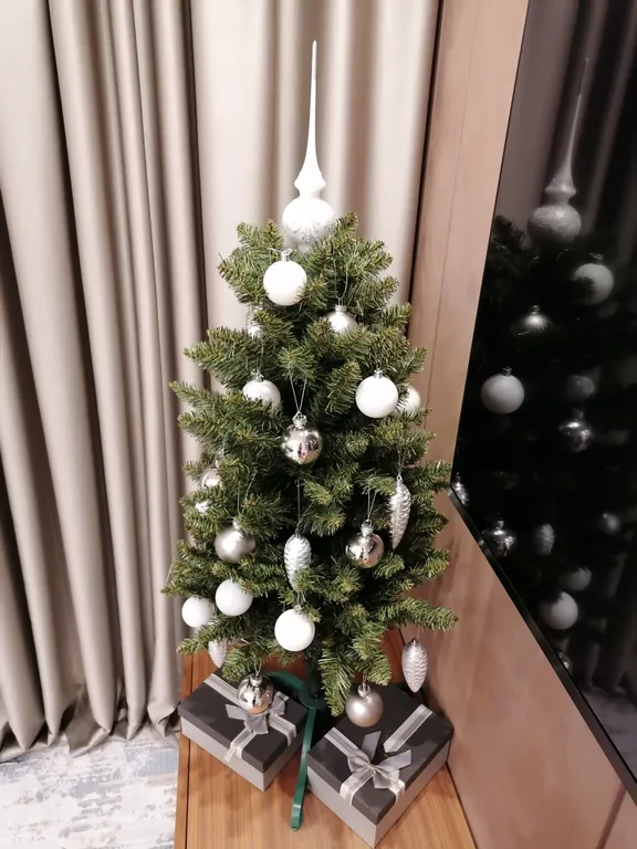 Дизайнерская квартира с камином в центре