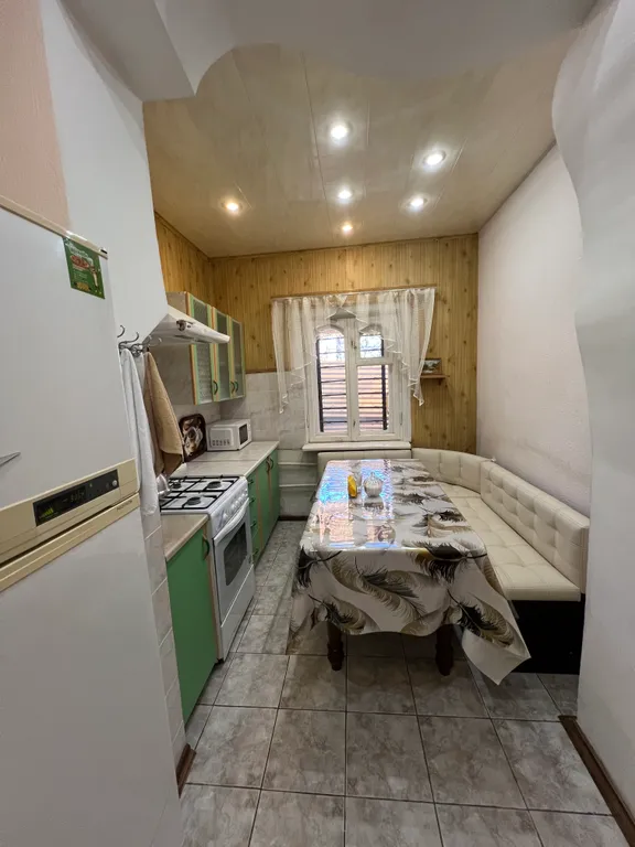 Дом с мангальной зоной  в самом центре города