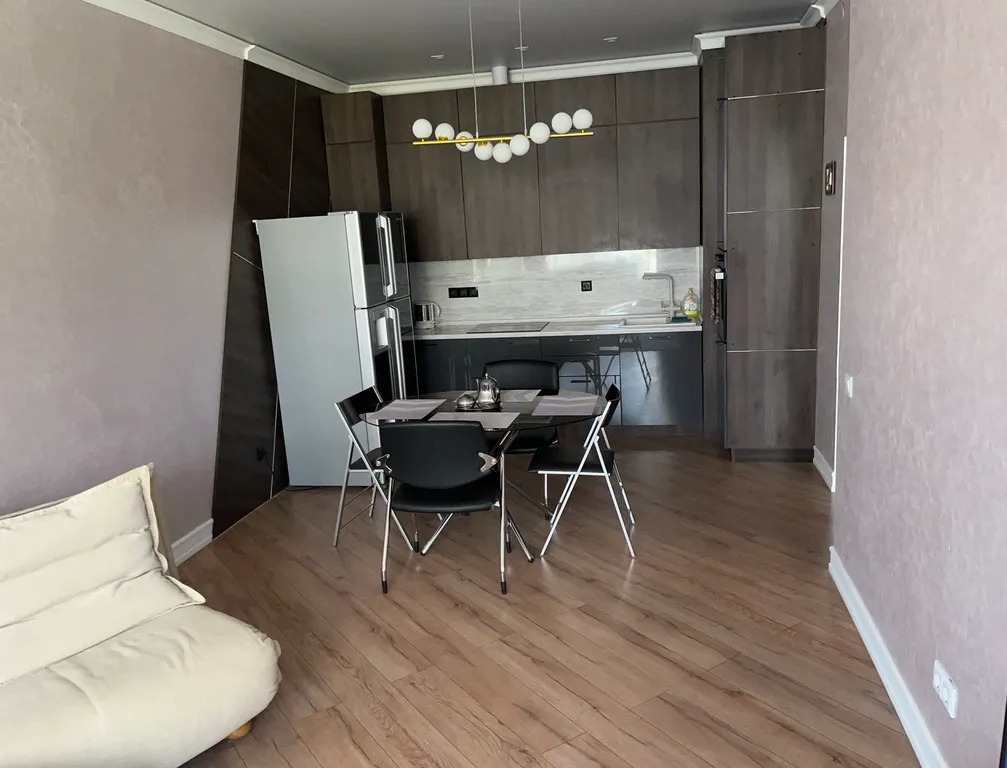 Квартира в клевер парке