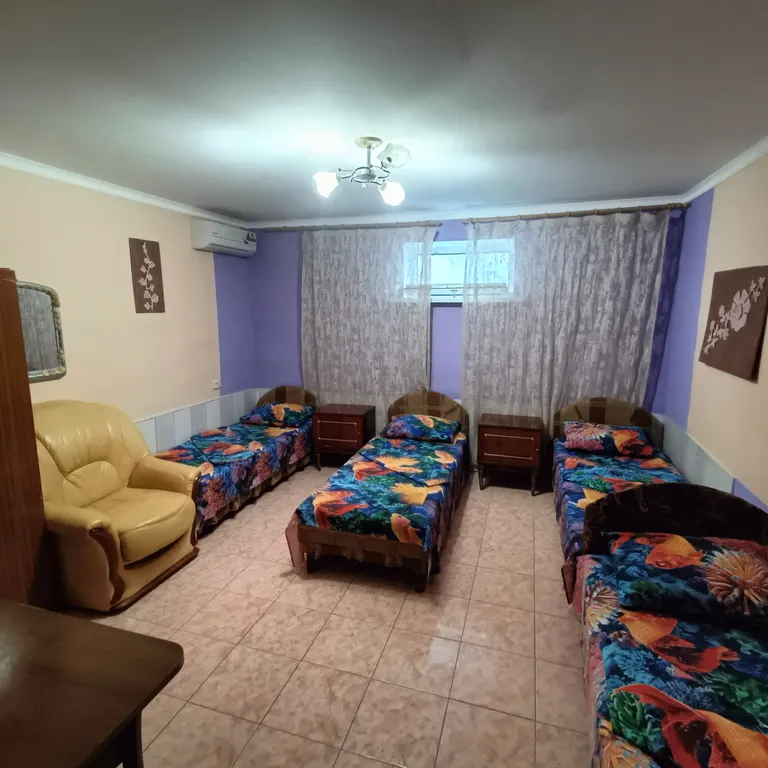 Квартира Четырехместный номер эконом класса — аренда посуточно в Архипо-Осиповка