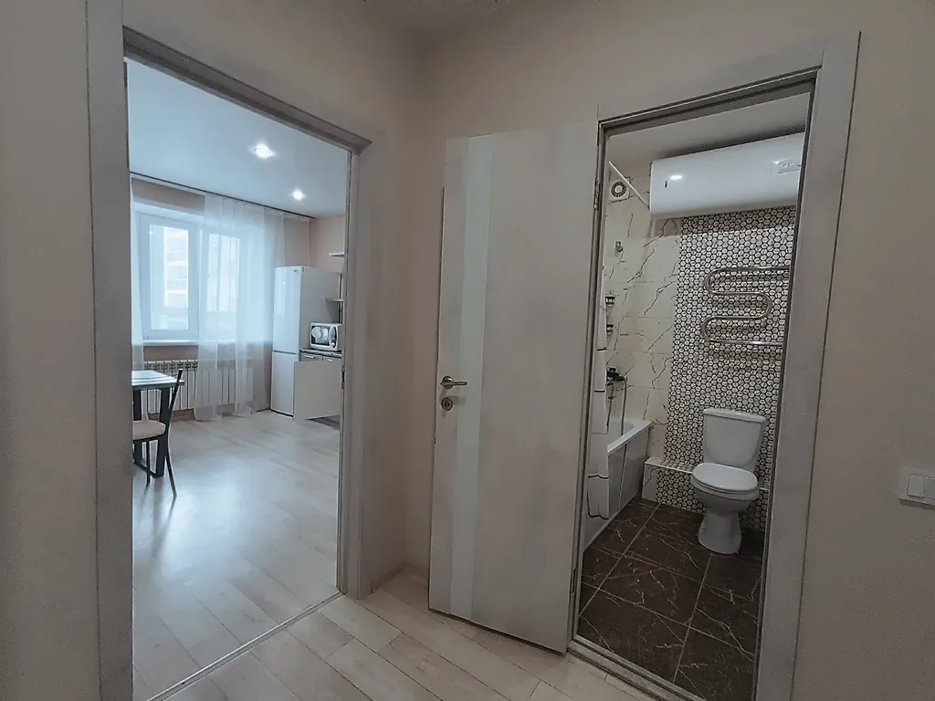 Современная квартира с огромной лоджией в новом доме