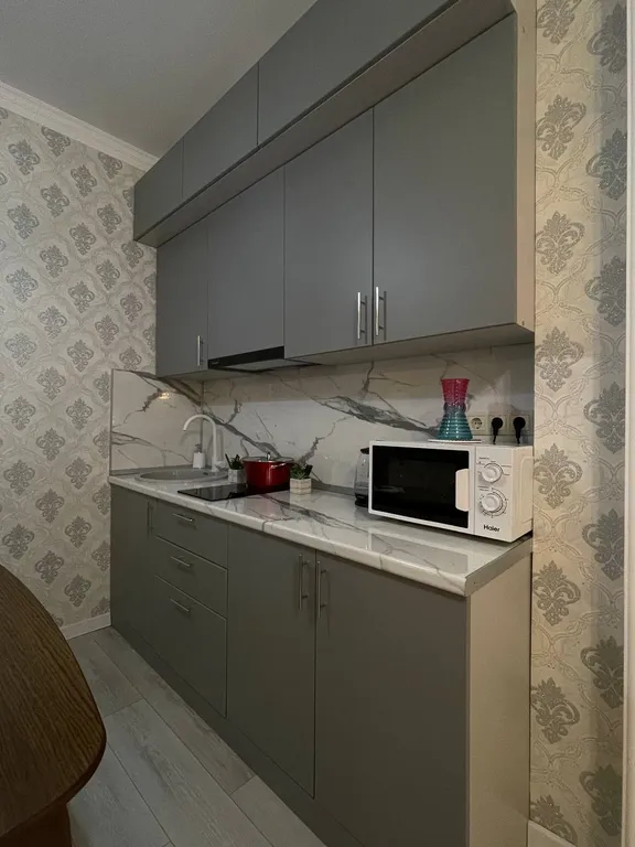 Уютная и очень чистая квартира с новым дизайном, с видом на лес