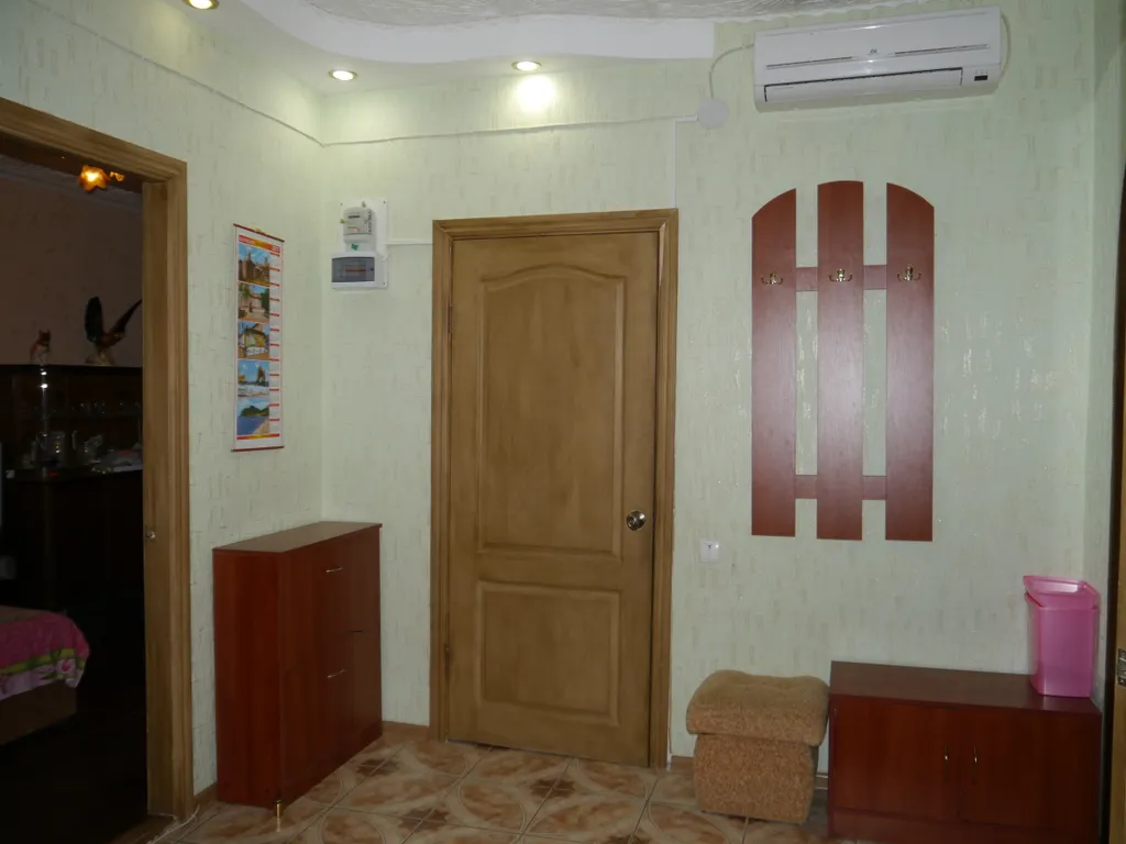 Квартира 2-комнатная Квартира — Феодосия