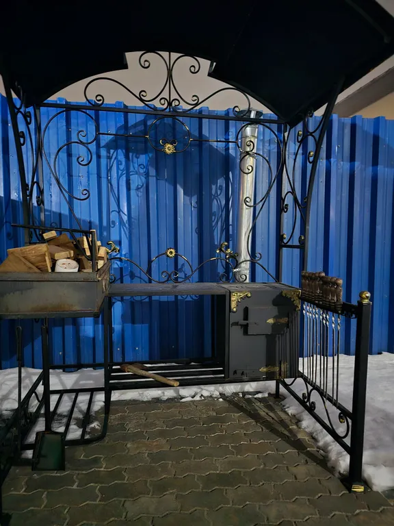 Коттедж с баней на дровах