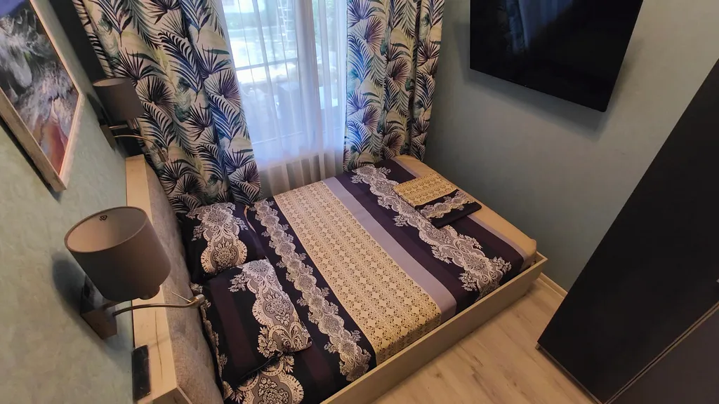 Домик с садом под ключ в пешей доступности от моря