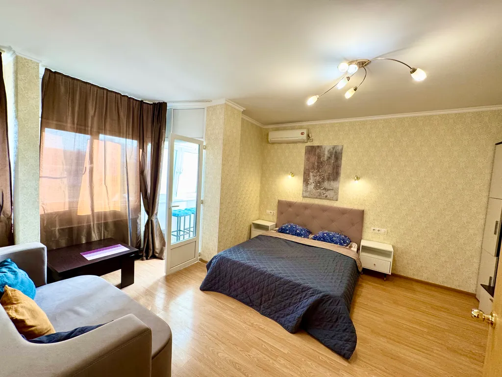 Квартира Квартира в центре с видом на море — Геленджик