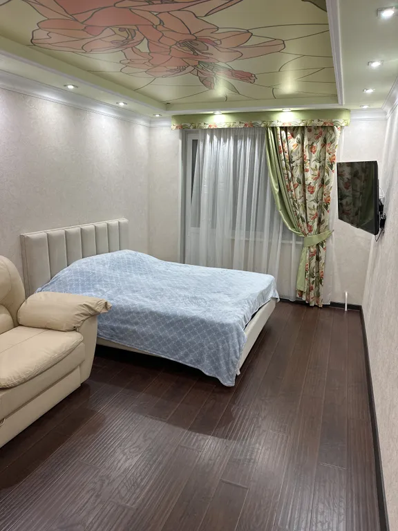 Благоустроенная 1-комнатная квартира, помогу с экскурсиями в заполярье