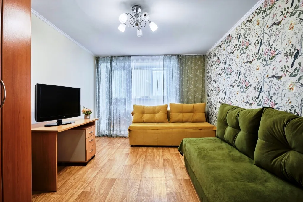 Двухкомнатная квартира в центре города — аренда посуточно в Тюмень