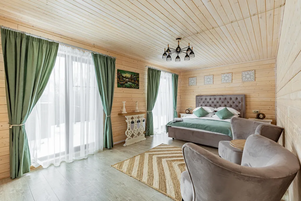 Частный дом с баней на дровах