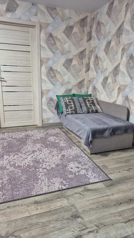 Квартира Квартира Уютная двушка с новым ремонтом в военном городке — Ейск