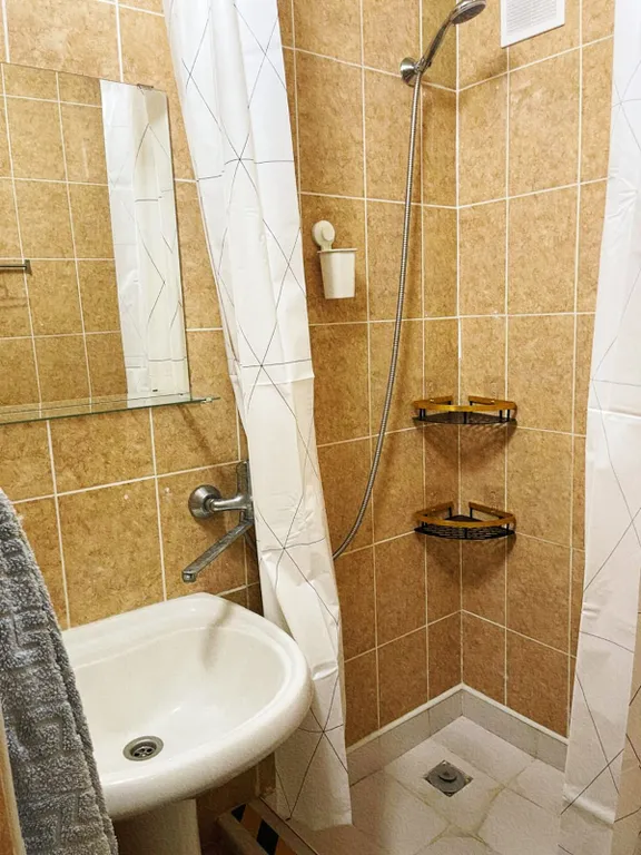 Отдых на чёрном море, в Лермонтово. Уютные апартаменты 350 м. От пляжа