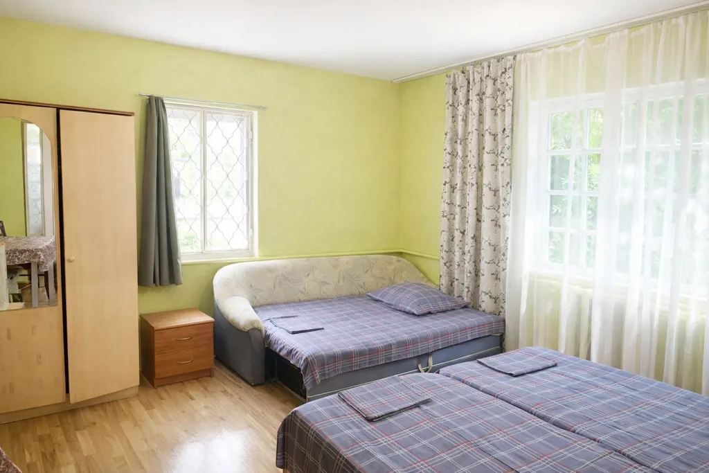 Жилье у моря эконом на четверых 2 этаж