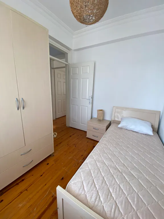 6-комнатный Дом