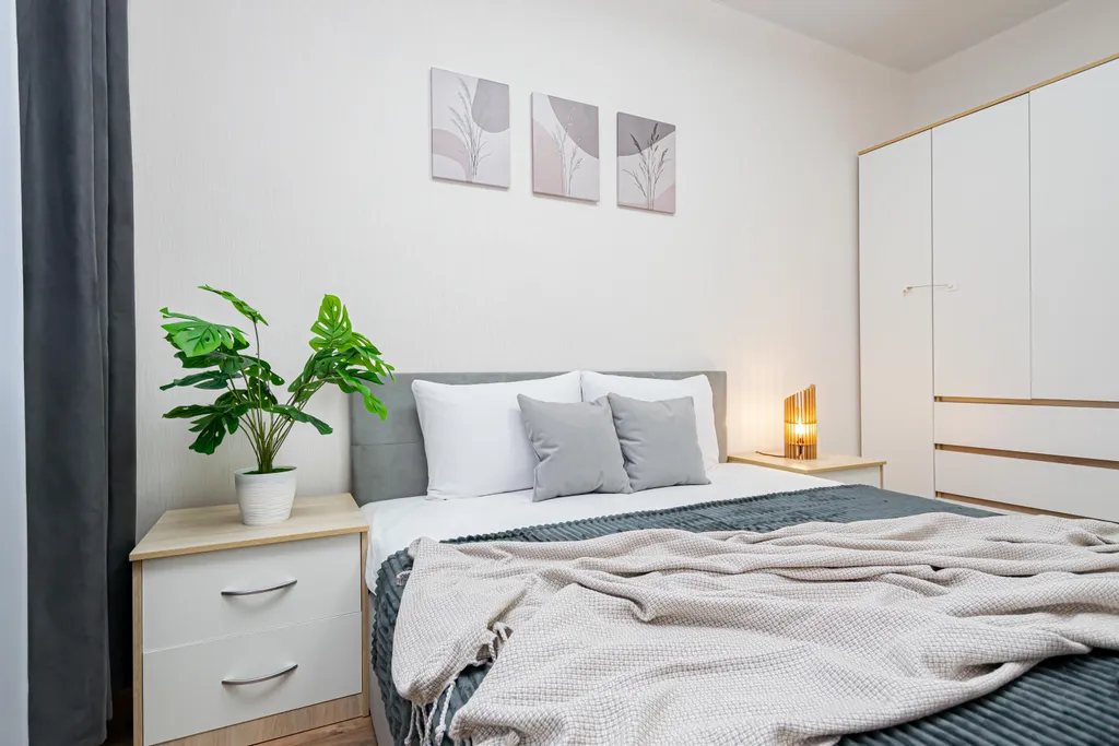 Уютная двухкомнатная квартира евро формата у Планеты