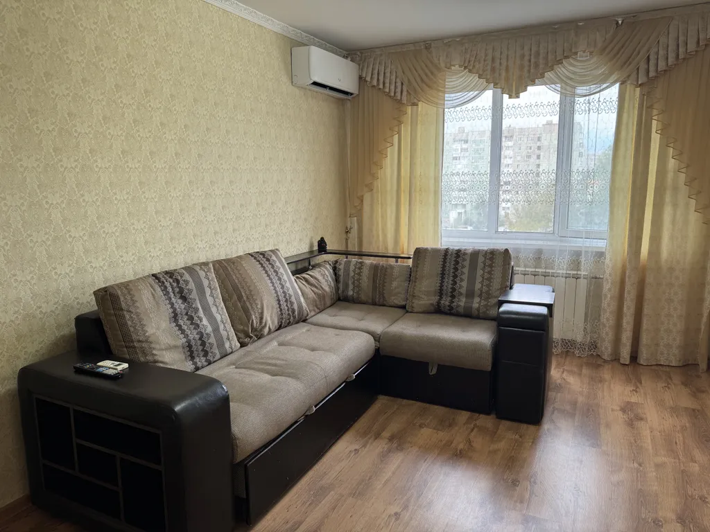 Просторная двухкомнатная