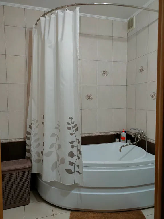 Уютная квартира рядом с первомайской рощей недалеко от центра