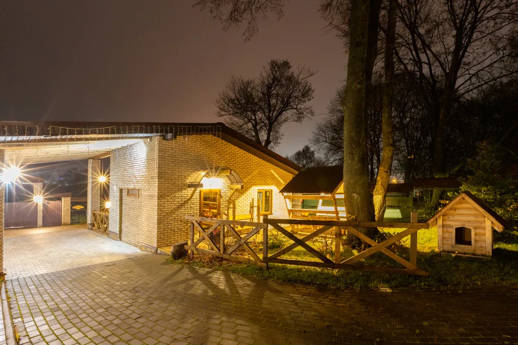 Двухкомнатный семейный одноэтажный дом с двумя ванными комнатами