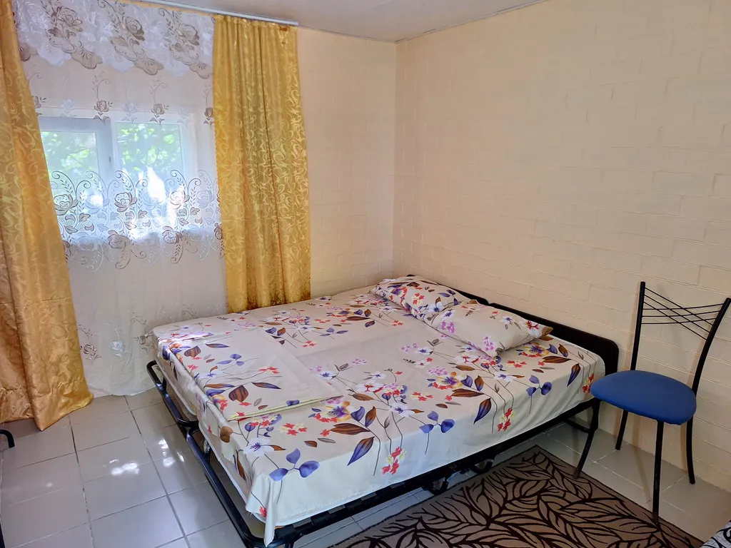 Квартира Комната на 4-х человек экономкласса — аренда посуточно в Бетта