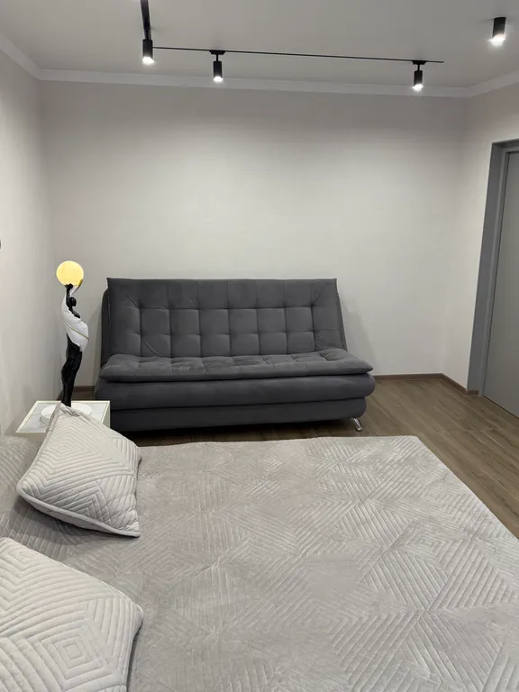 Абсолютно новая, дизайнерская квартира