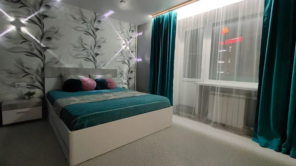 Двухкомнатная квартира в центре на Пушкина