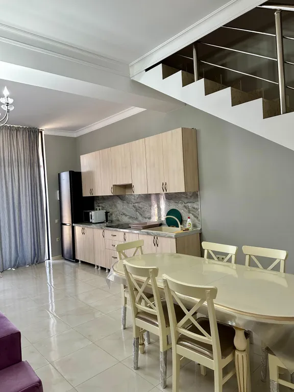 Уютный 2-этажный дом на берегу моря со всеми удобствами