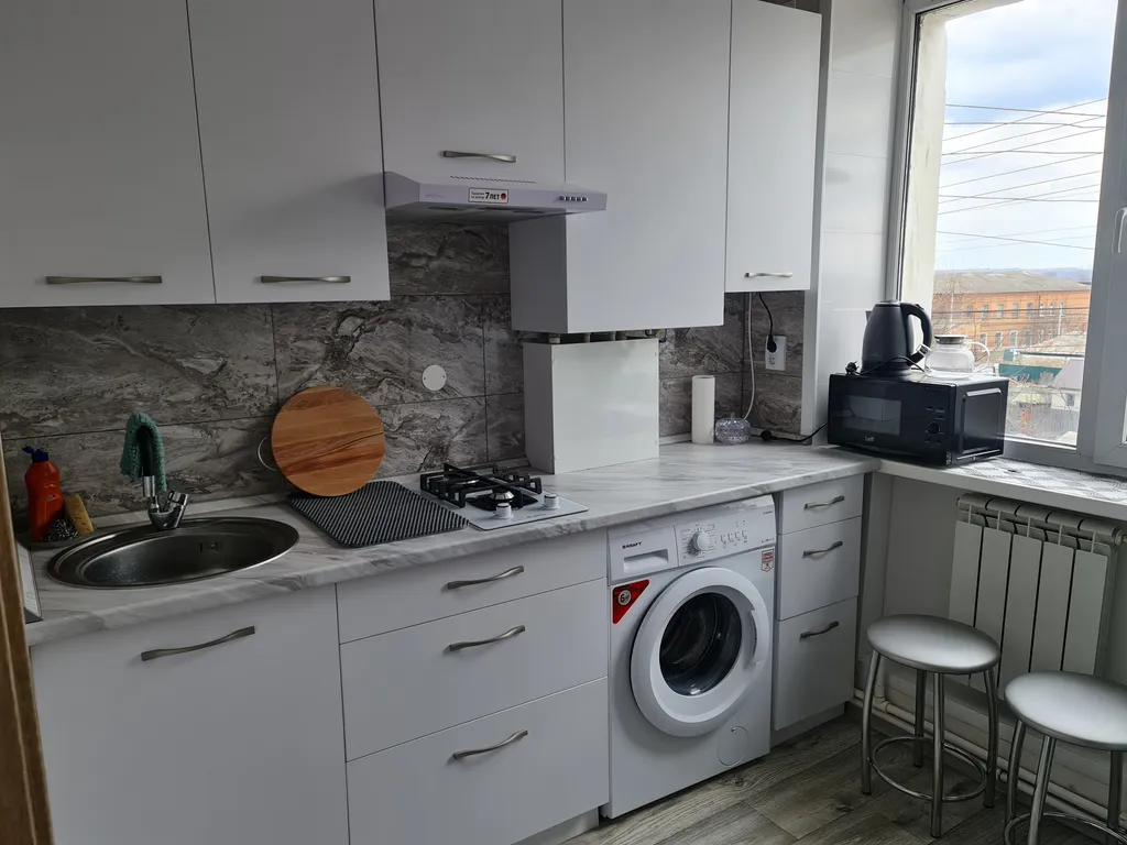 Уютная квартира в центре города — аренда посуточно в Богучар