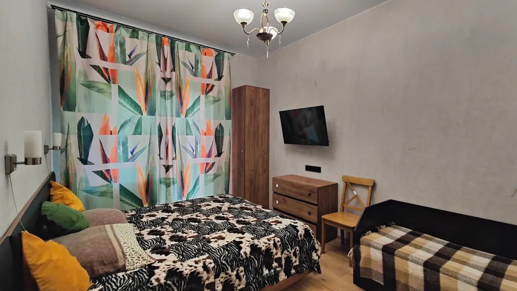 Домик с садом под ключ в пешей доступности от моря