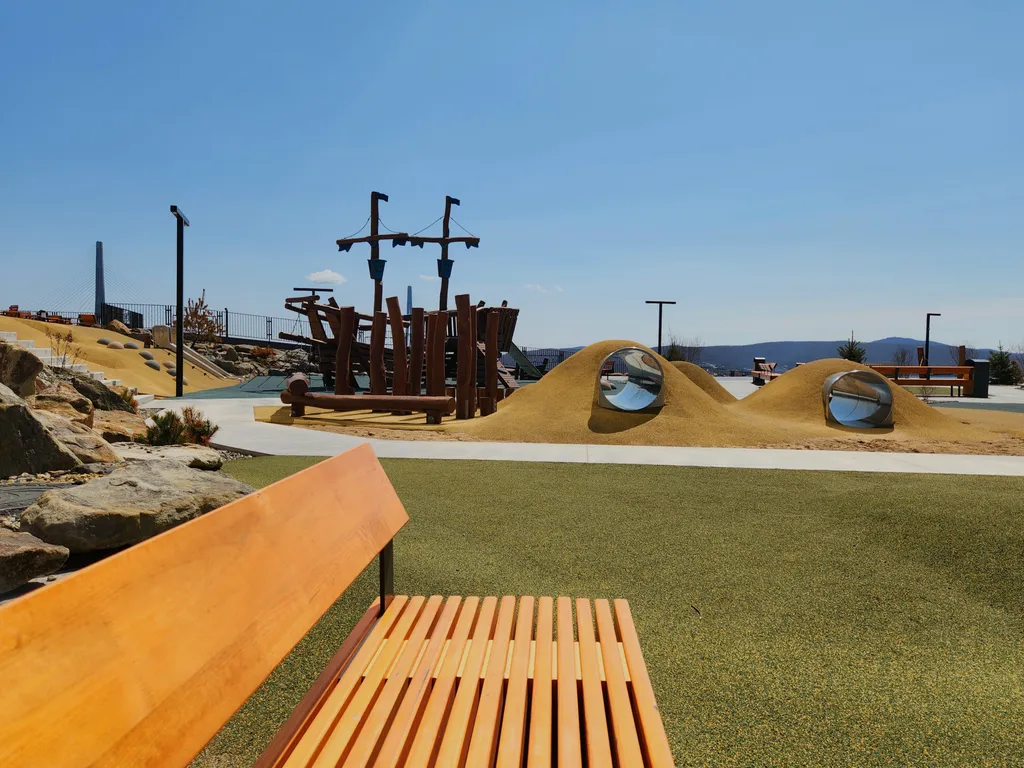 Уютная квартира в новом доме+парковка+удобное расположение