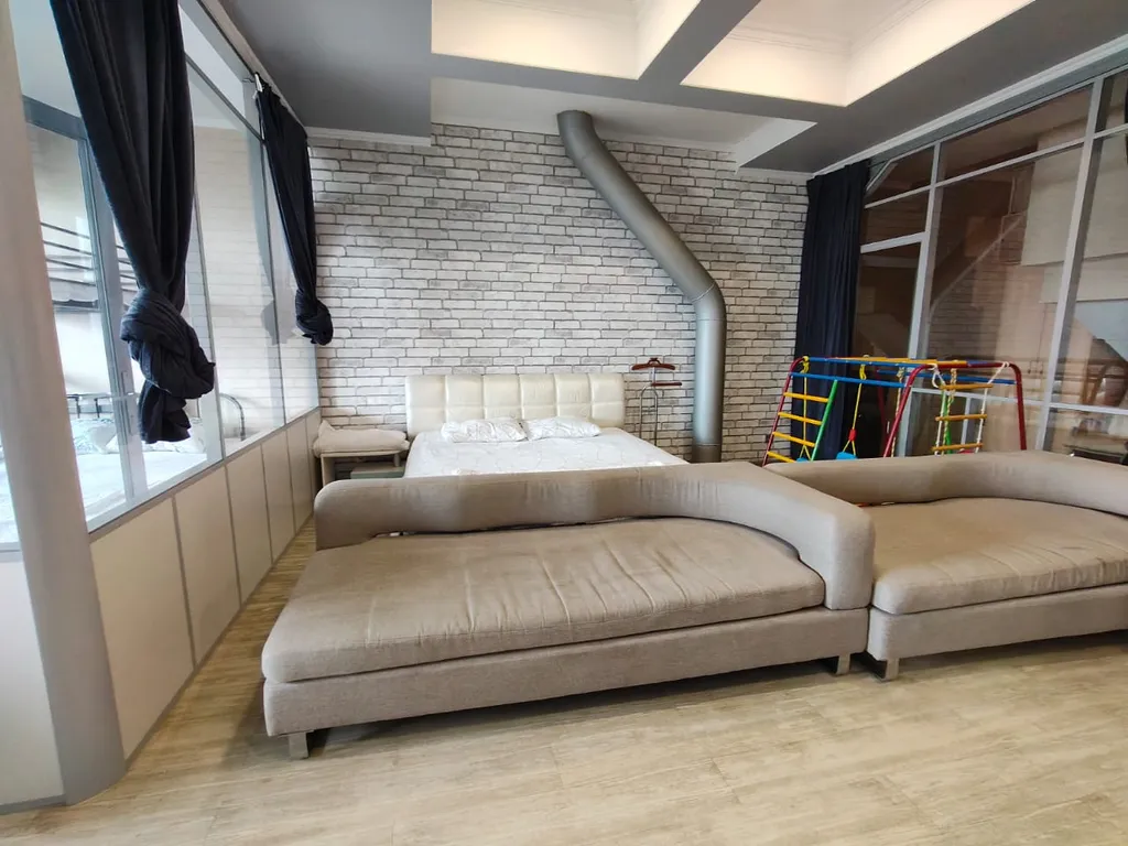 Просторная 3х комнатная квартира — аренда посуточно в Владивосток