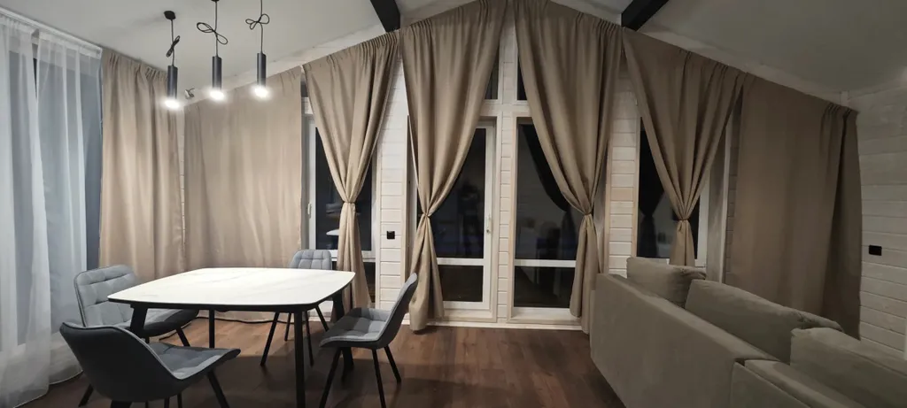 Коттедж Коттедж Уютный барнхаус на берегу реки Искона в окружении соснового леса — Можайск