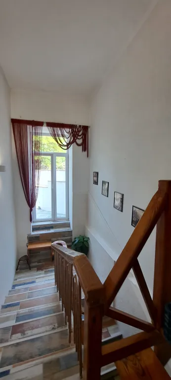 Двухкомнаткая квартира на второй линии от набережной