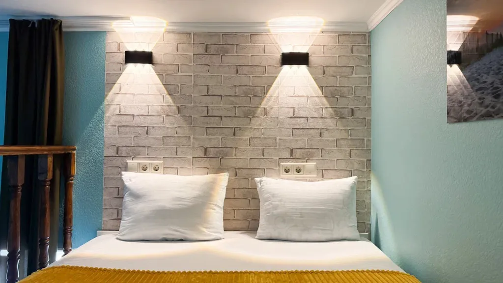 Стильная двухуровневая студия