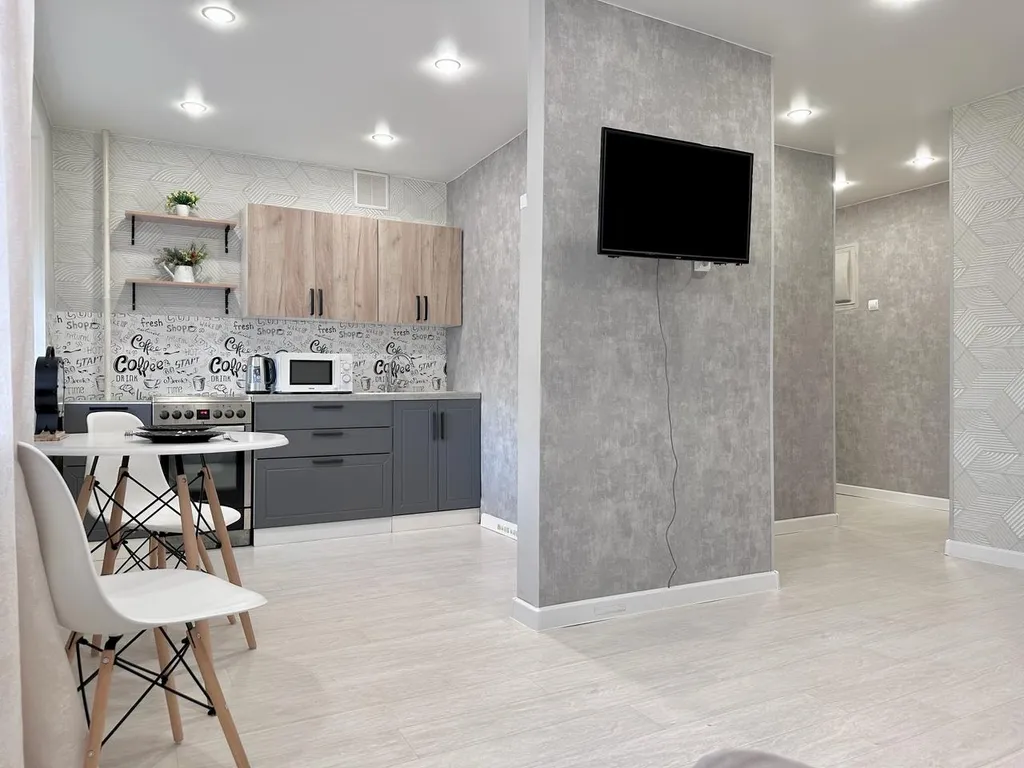 Уютная квартира-студия в самом центре города — аренда посуточно в Кемерово